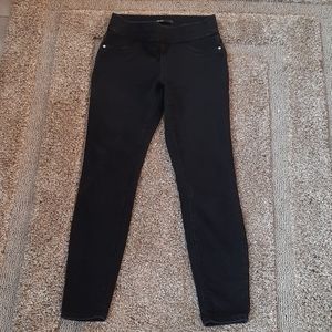 Simply vera black jegging size 6